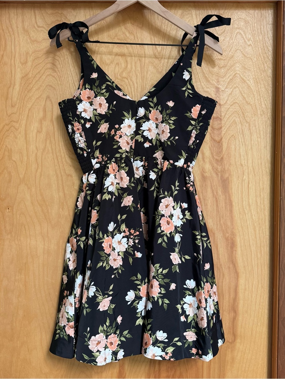 NWOT Small Old Navy Floral Occasion Dress | Wedding Guest Dress | Spring Dress - Picture 5 of 13